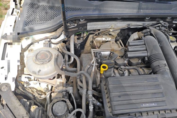 Used Volkswagen Golf 2020 Zhiai Edition 280TSI DSG Luxury Model Engine Bay Right