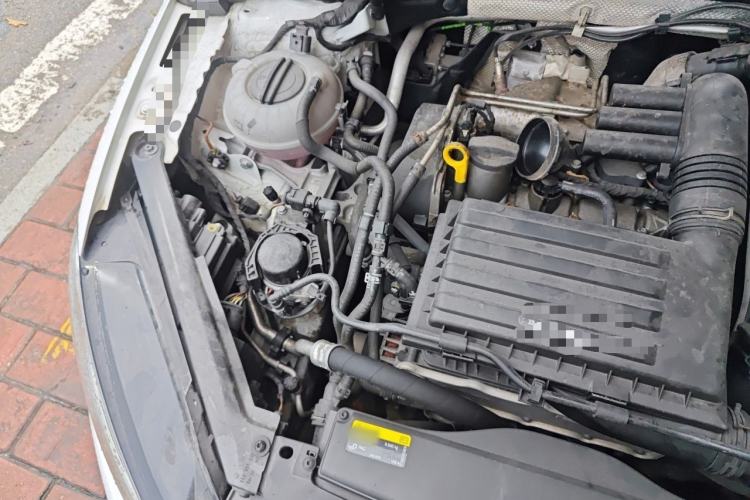 Used Volkswagen Golf 2020 Zhiai Edition 280TSI DSG Comfort Model Engine Bay Right