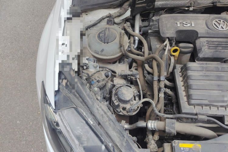 Used Volkswagen Golf 2020 200TSI DSG Comfortable and Ambitious Edition Engine Bay Right