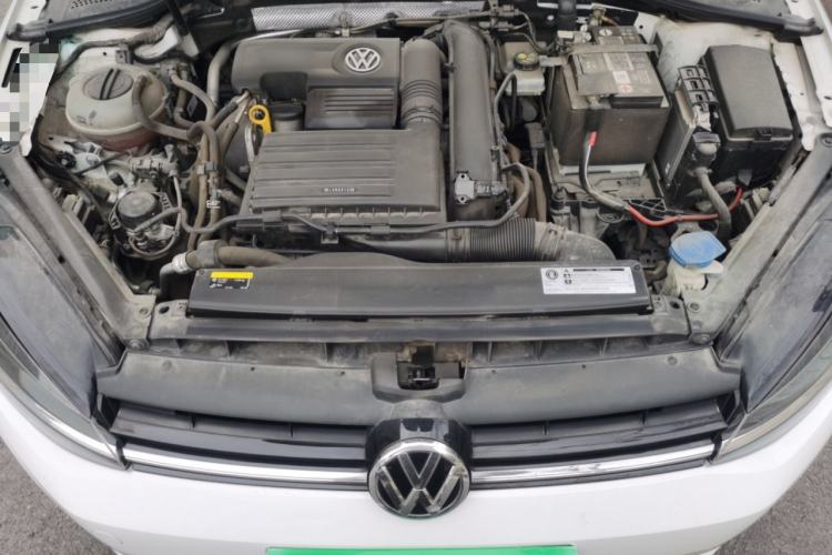 Used Volkswagen Golf 2020 200TSI DSG Comfortable and Ambitious Edition Engine Bay