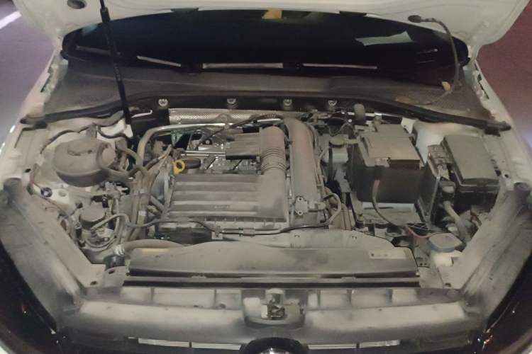 Used Volkswagen Golf 2020 Zhiai Edition 280TSI DSG Comfort Model Engine Bay