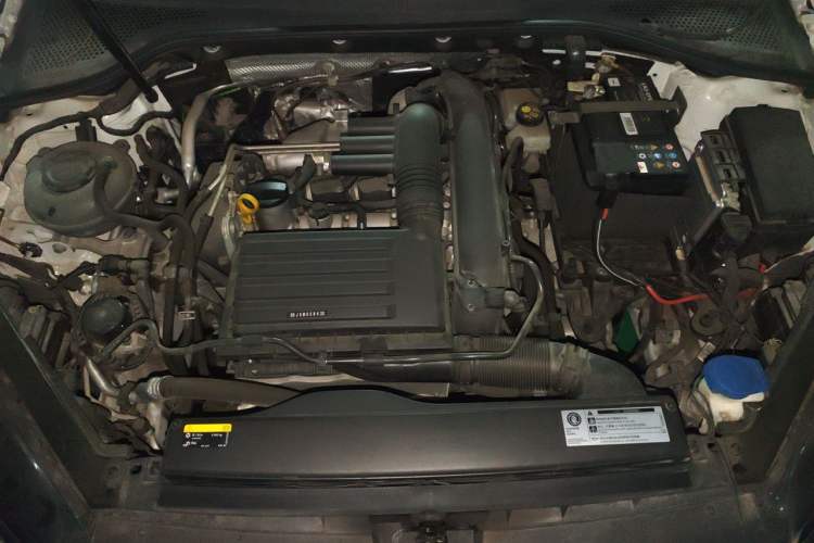 Used Volkswagen Golf 2020 Zhiai Edition 280TSI DSG Comfort Model Engine Bay