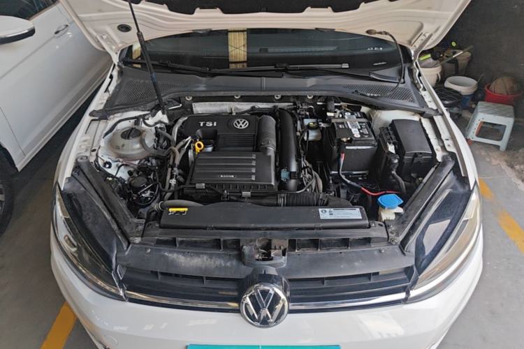 Used Volkswagen Golf 2020 280TSI DSG Comfort Version Engine Bay