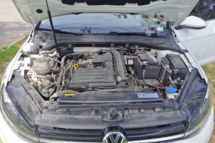 Used Volkswagen Golf 2020 Zhiai Edition 280TSI DSG Luxury Model Engine Bay