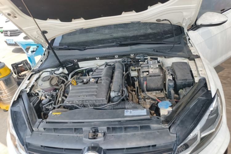 Used Volkswagen Golf 2020 Charming Edition 280TSI DSG R-Line Engine Bay