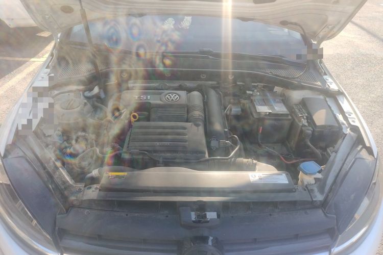 Used Volkswagen Golf 2020 280TSI DSG Luxury Edition Engine Bay