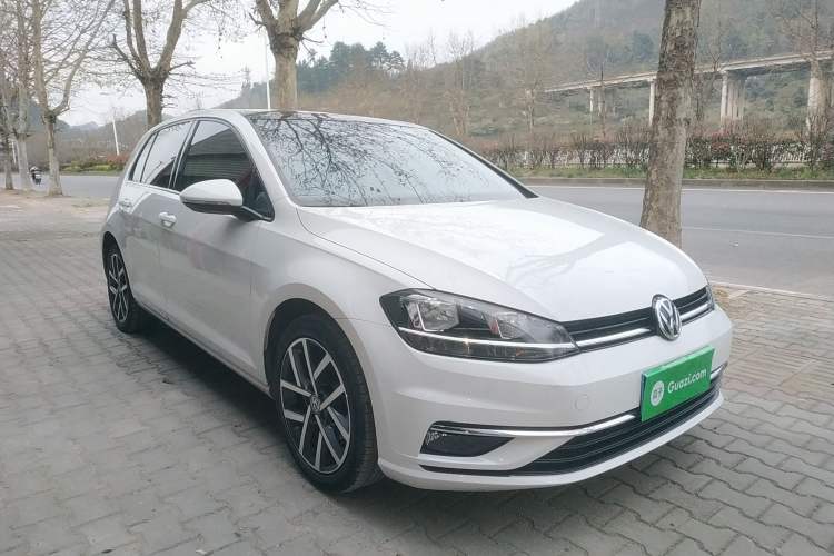Used Volkswagen Golf 2020 Zhiai Edition 280TSI DSG Comfort Model Exterior 1