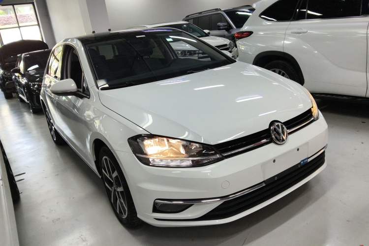 Used Volkswagen Golf 2020 Zhiai Edition 280TSI DSG Comfort Model Exterior 1