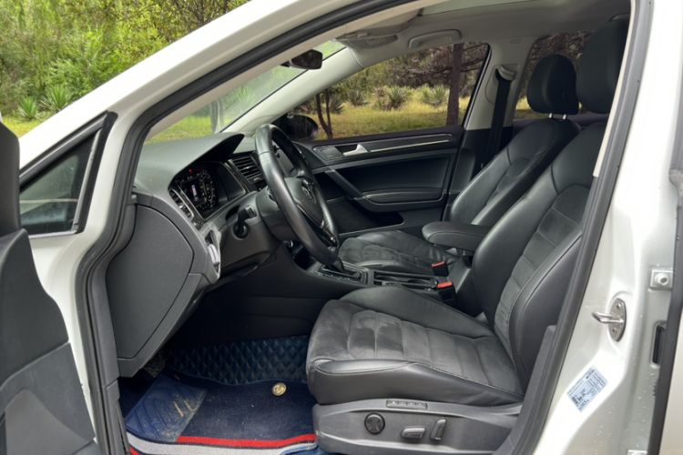 Used Volkswagen Golf 2020 280TSI DSG Luxury Edition Exterior 1