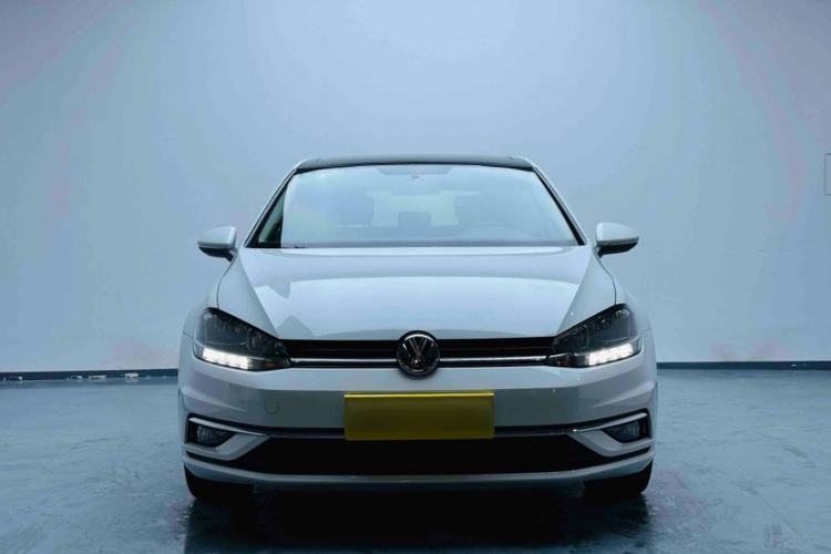 Used Volkswagen Golf 2020 Zhiai Edition 200TSI DSG Comfortable & Ambitious Version Exterior 1