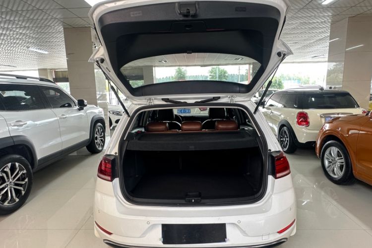 Used Volkswagen Golf 2020 200TSI DSG Comfortable and Ambitious Edition Exterior 10