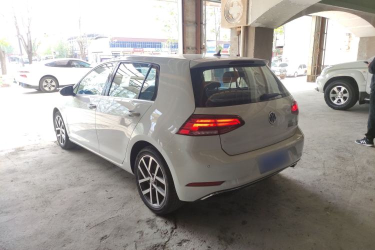 Used Volkswagen Golf 2020 280TSI DSG Comfort Version Exterior 2