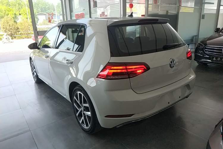 Used Volkswagen Golf 2020 Zhiai Edition 280TSI DSG Comfort Model Exterior 2