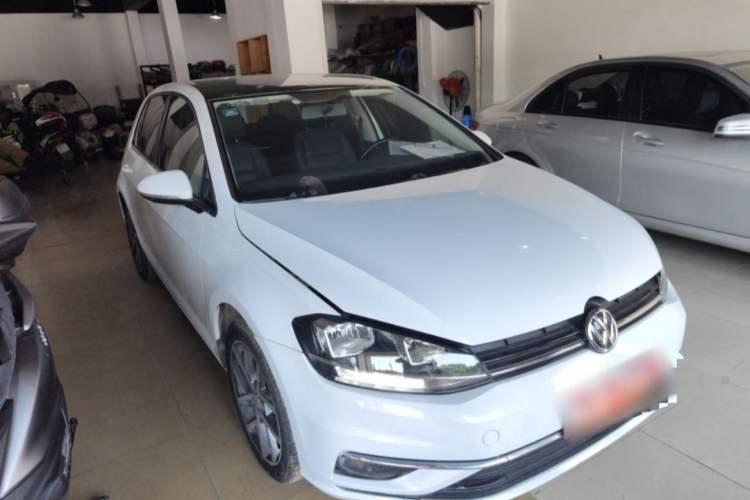 Used Volkswagen Golf 2020 200TSI DSG Comfortable and Ambitious Edition Exterior 2