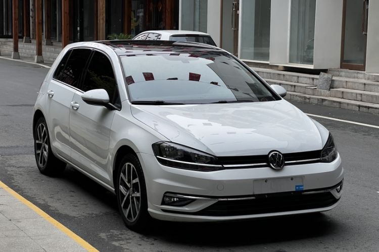 Used Volkswagen Golf 2020 280TSI DSG Luxury Edition Exterior 2