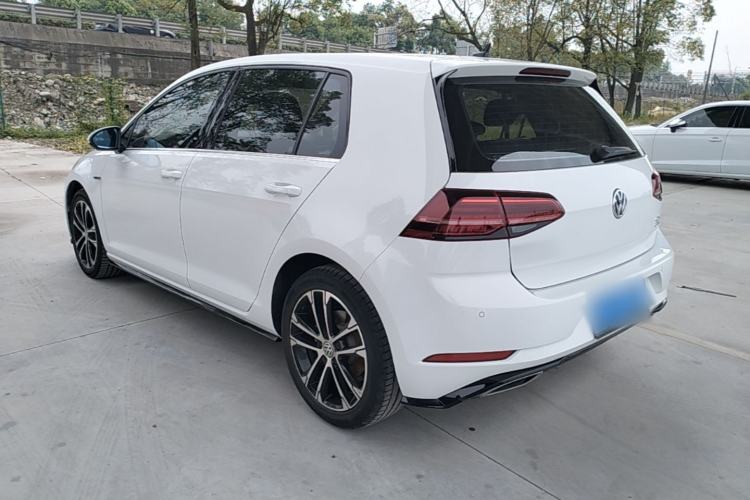 Used Volkswagen Golf 2020 Charming Edition 280TSI DSG R-Line Exterior 2