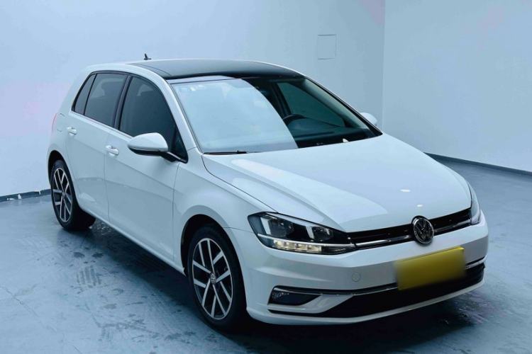 Used Volkswagen Golf 2020 Zhiai Edition 200TSI DSG Comfortable & Ambitious Version Exterior 2