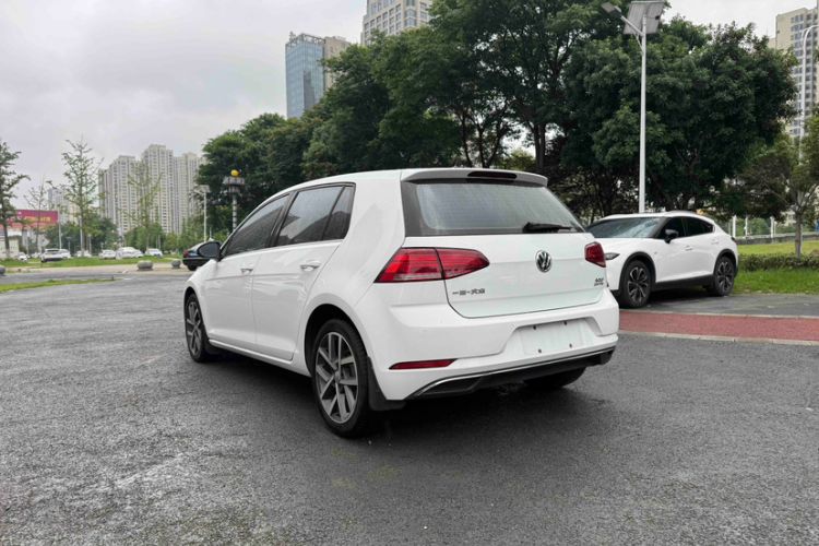 Used Volkswagen Golf 2020 Zhiai Edition 280TSI DSG Comfort Model Exterior 3
