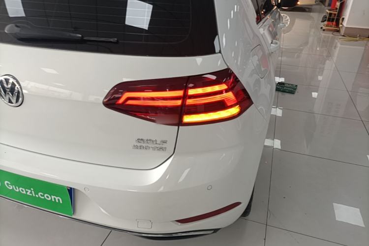 Used Volkswagen Golf 2020 280TSI DSG Comfort Version Exterior 3