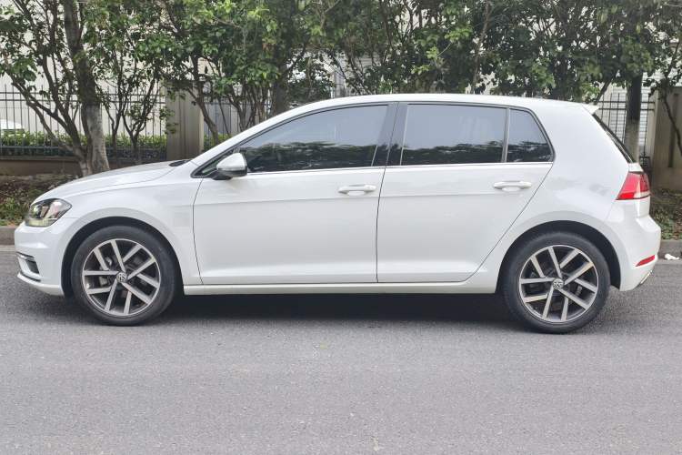 Used Volkswagen Golf 2020 280TSI DSG Comfort Version Exterior 3