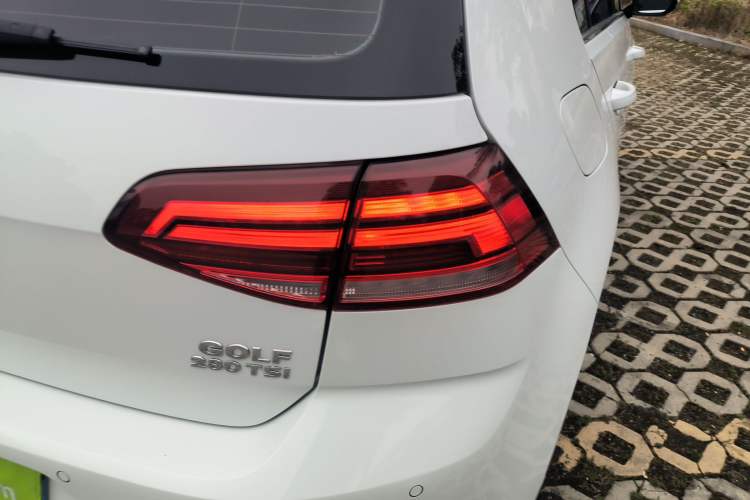 Used Volkswagen Golf 2020 Zhiai Edition 280TSI DSG Comfort Model Exterior 3