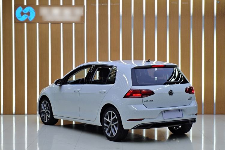 Used Volkswagen Golf 2020 200TSI DSG Comfortable and Ambitious Edition Exterior 3