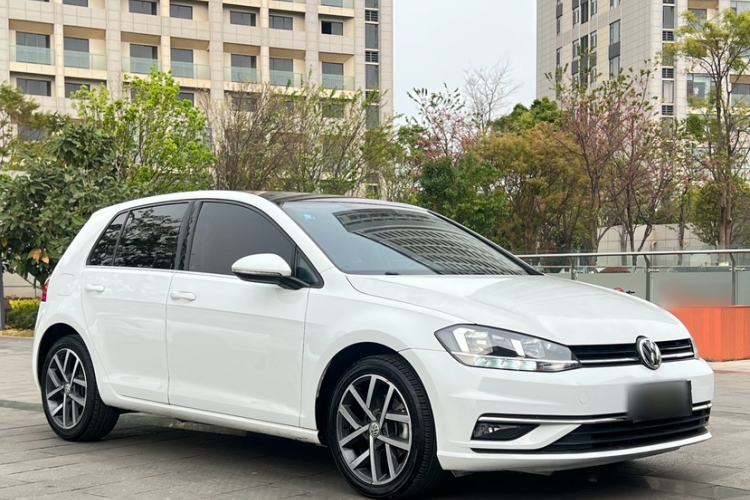 Used Volkswagen Golf 2020 280TSI DSG Comfort Version Exterior 3