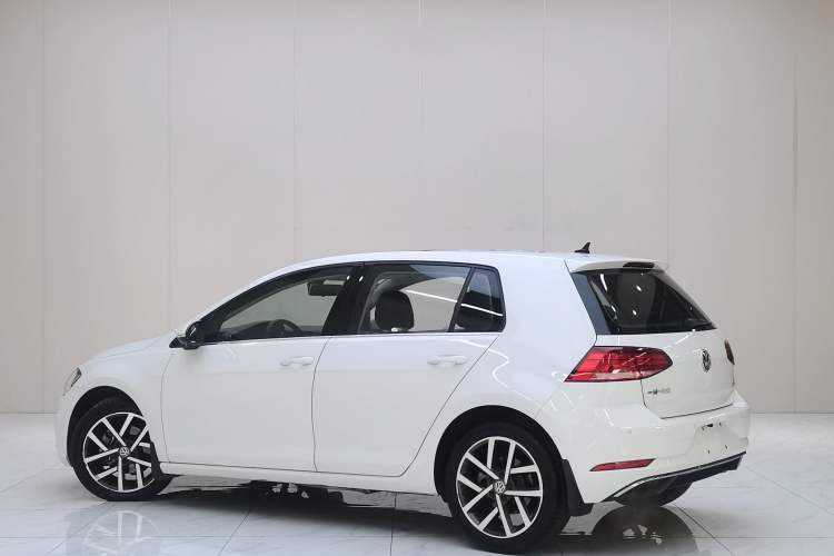 Used Volkswagen Golf 2020 280TSI DSG Comfort Version Exterior 3