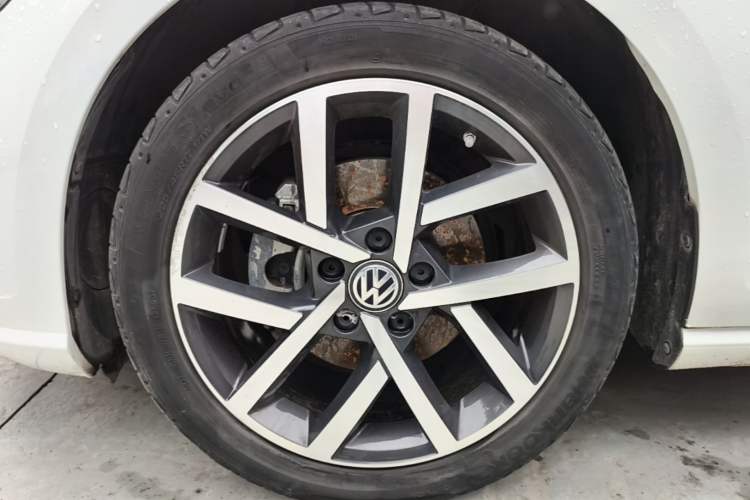 Used Volkswagen Golf 2020 Zhiai Edition 280TSI DSG Comfort Model Exterior 4