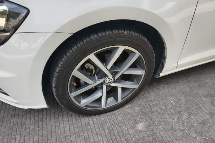 Used Volkswagen Golf 2020 Zhiai Edition 280TSI DSG Luxury Model Exterior 4