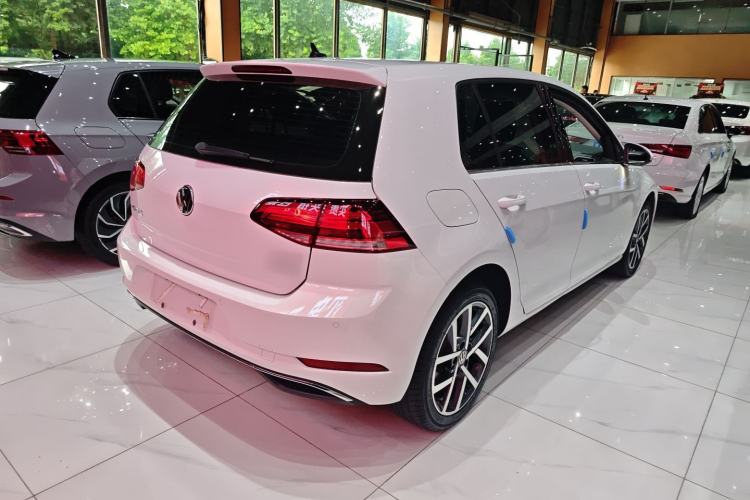 Used Volkswagen Golf 2020 Zhiai Edition 200TSI DSG Comfortable & Ambitious Version Exterior 4