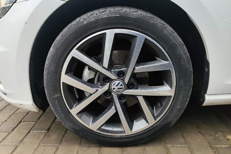 Used Volkswagen Golf 2020 200TSI DSG Comfortable and Ambitious Edition Exterior 4
