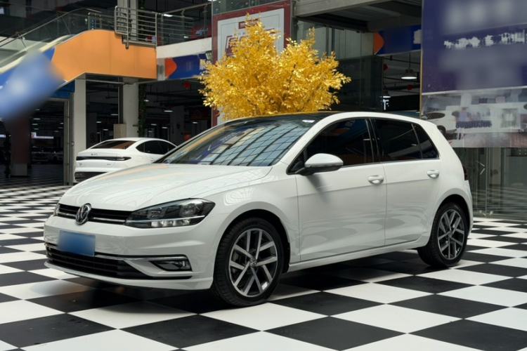 Used Volkswagen Golf 2020 Zhiai Edition 280TSI DSG Luxury Model Exterior 4