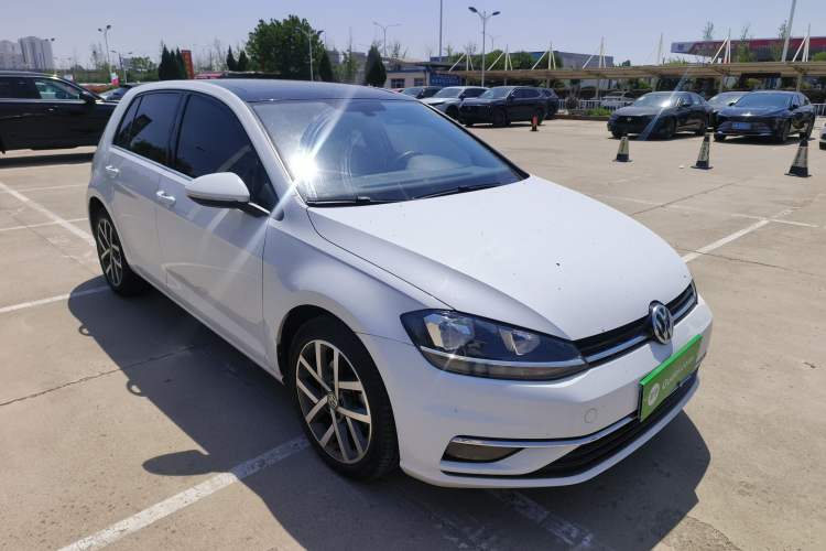 Used Volkswagen Golf 2020 280TSI DSG Comfort Version Exterior 4