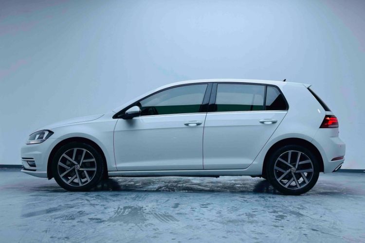 Used Volkswagen Golf 2020 Zhiai Edition 200TSI DSG Comfortable & Ambitious Version Exterior 4