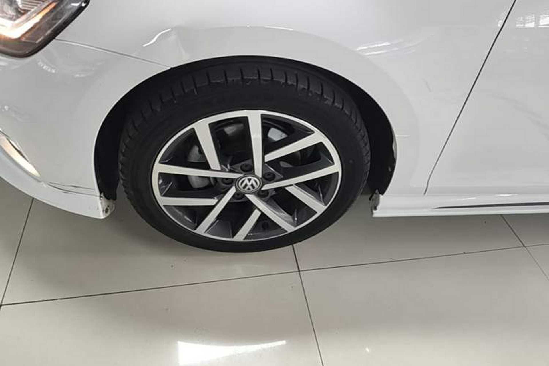 Used Volkswagen Golf 2020 280TSI DSG Luxury Edition Exterior 4
