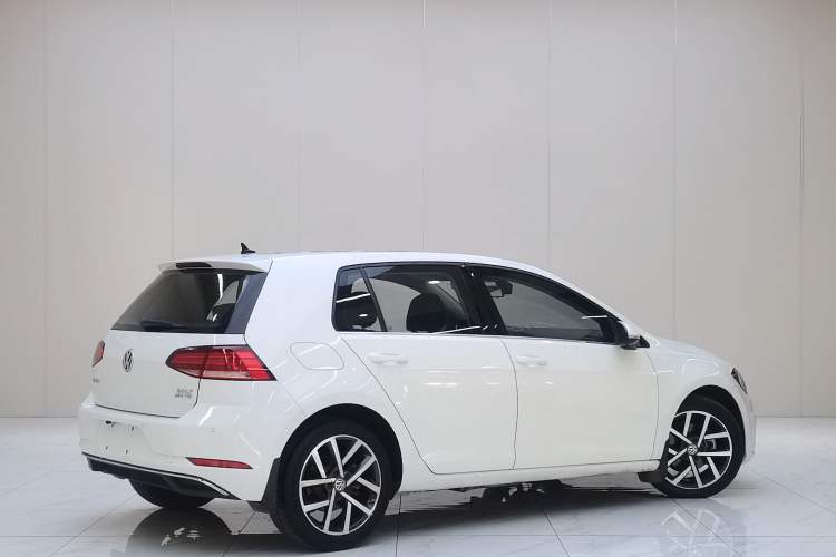 Used Volkswagen Golf 2020 280TSI DSG Comfort Version Exterior 4