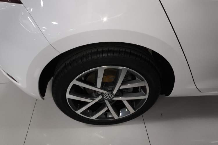 Used Volkswagen Golf 2020 Zhiai Edition 280TSI DSG Comfort Model Exterior 5