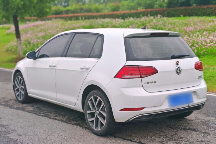 Used Volkswagen Golf 2020 280TSI DSG Comfort Version Exterior 5