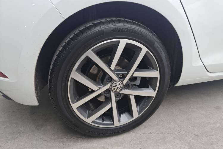 Used Volkswagen Golf 2020 Zhiai Edition 280TSI DSG Comfort Model Exterior 5