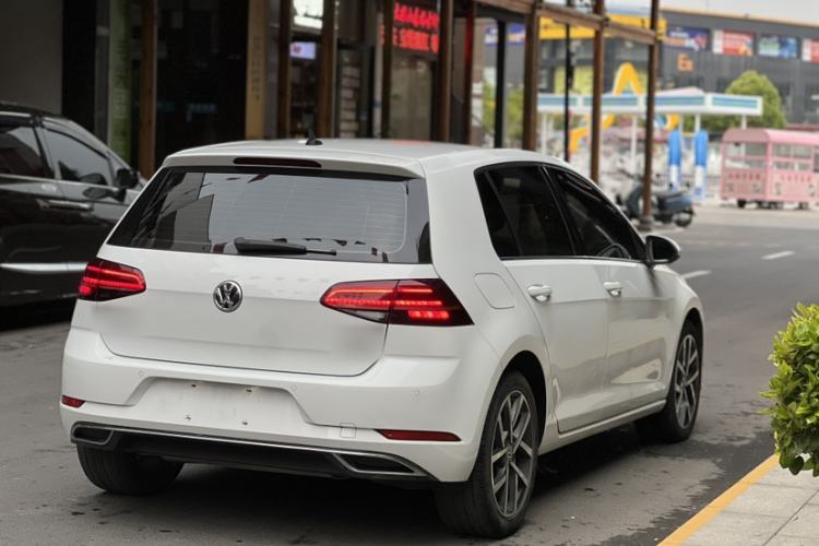 Used Volkswagen Golf 2020 280TSI DSG Luxury Edition Exterior 5
