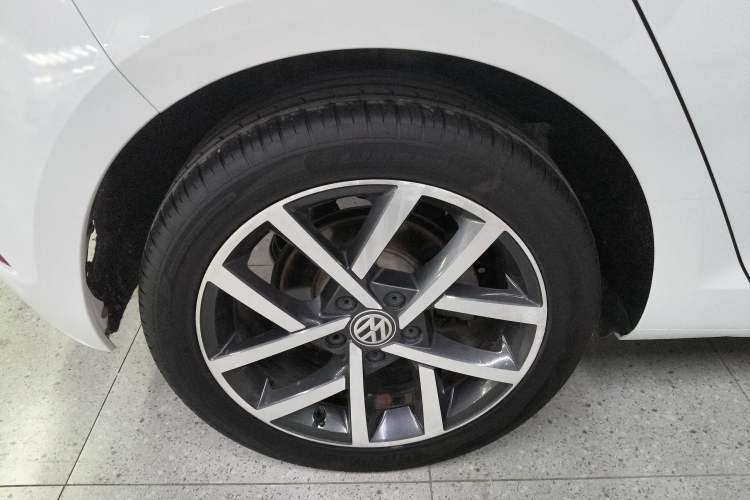 Used Volkswagen Golf 2020 280TSI DSG Comfort Version Exterior 5