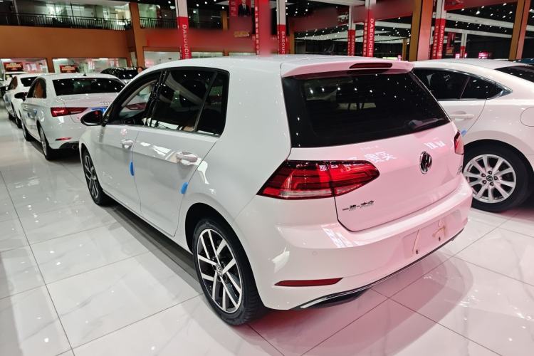 Used Volkswagen Golf 2020 Zhiai Edition 200TSI DSG Comfortable & Ambitious Version Exterior 6