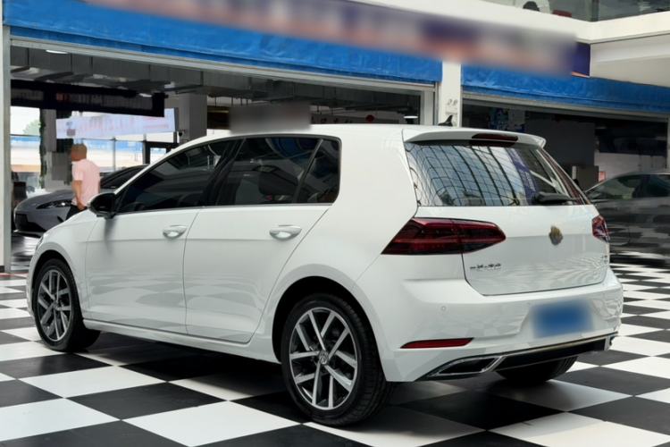 Used Volkswagen Golf 2020 Zhiai Edition 280TSI DSG Luxury Model Exterior 6