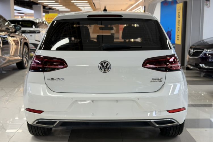 Used Volkswagen Golf 2020 280TSI DSG Luxury Edition Exterior 6