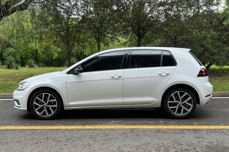 Used Volkswagen Golf 2020 280TSI DSG Luxury Edition Exterior 6