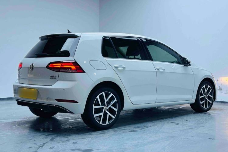 Used Volkswagen Golf 2020 Zhiai Edition 200TSI DSG Comfortable & Ambitious Version Exterior 6