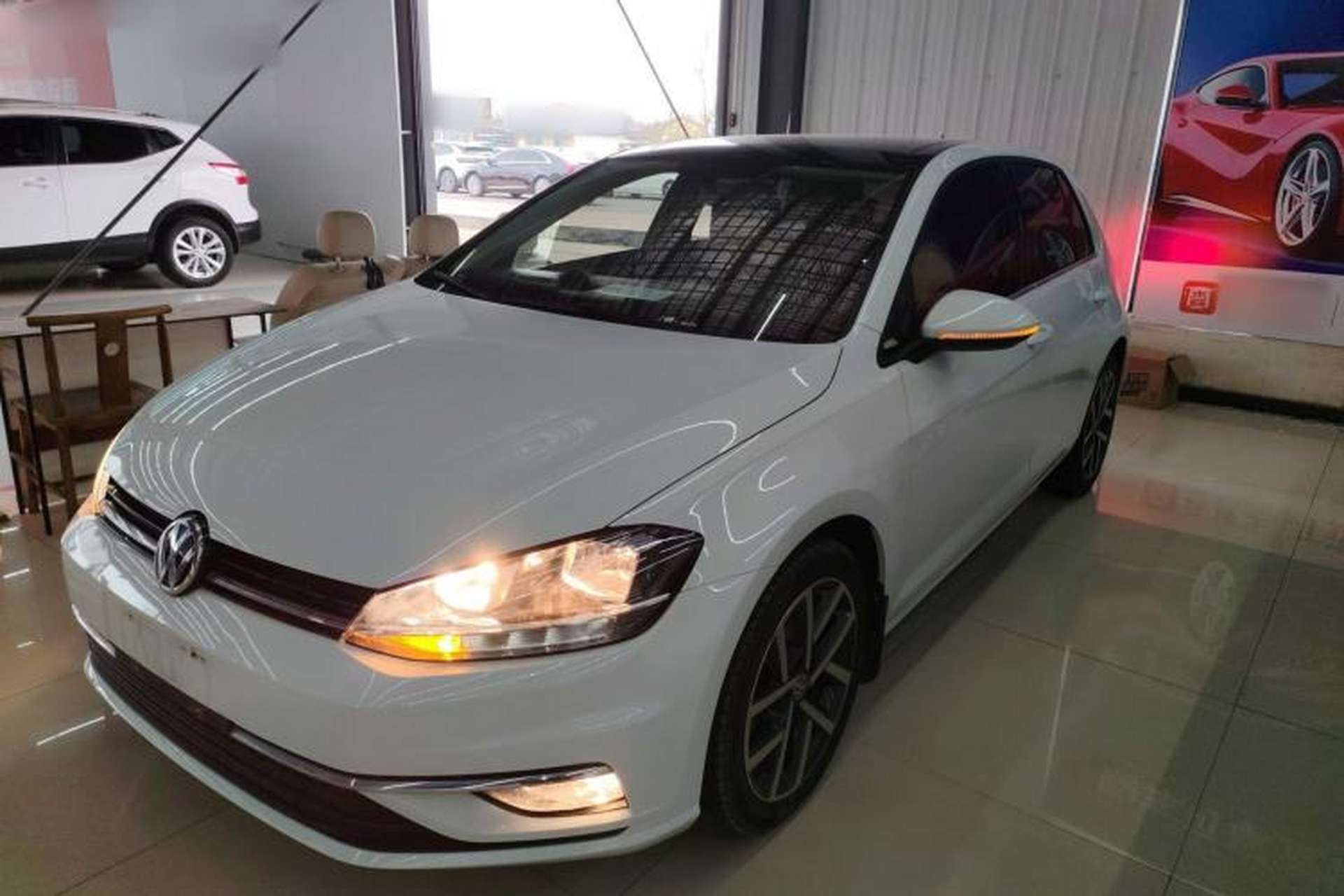 Used Volkswagen Golf 2020 Zhiai Edition 200TSI DSG Comfortable & Ambitious Version Front Left 45 Deg