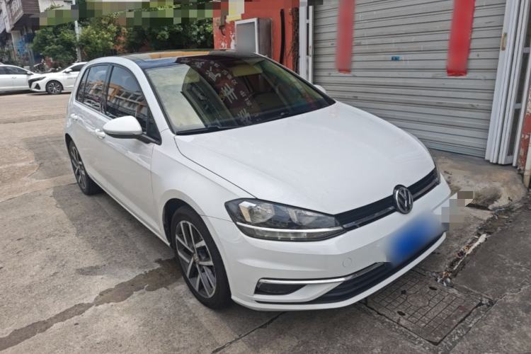 Used Volkswagen Golf 2020 Zhiai Edition 280TSI DSG Comfort Model Front Right 45 Deg