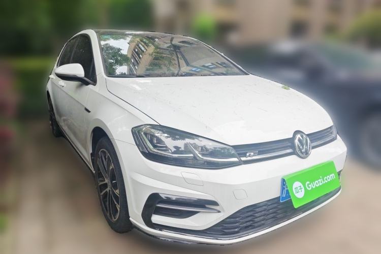 Used Volkswagen Golf 2020 Charming Edition 280TSI DSG R-Line Front Right 45 Deg